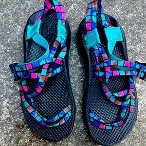 Chacos size 3 EUC